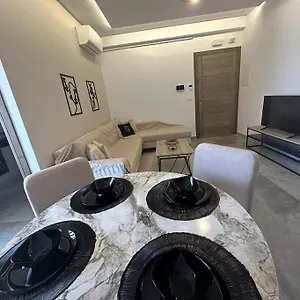 Appartement Luxueux S+2, Tunis